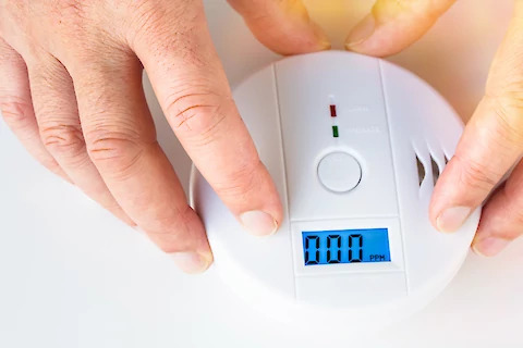 Carbon Monoxide Detector Battery Maintenance Best Practices